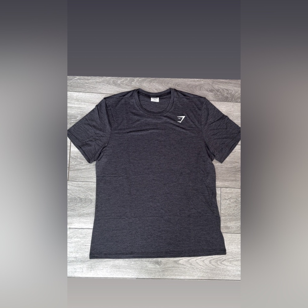 Gymshark Men’s Size XXL Short Sleeved Athletic Shirt Dark Gray New In Package